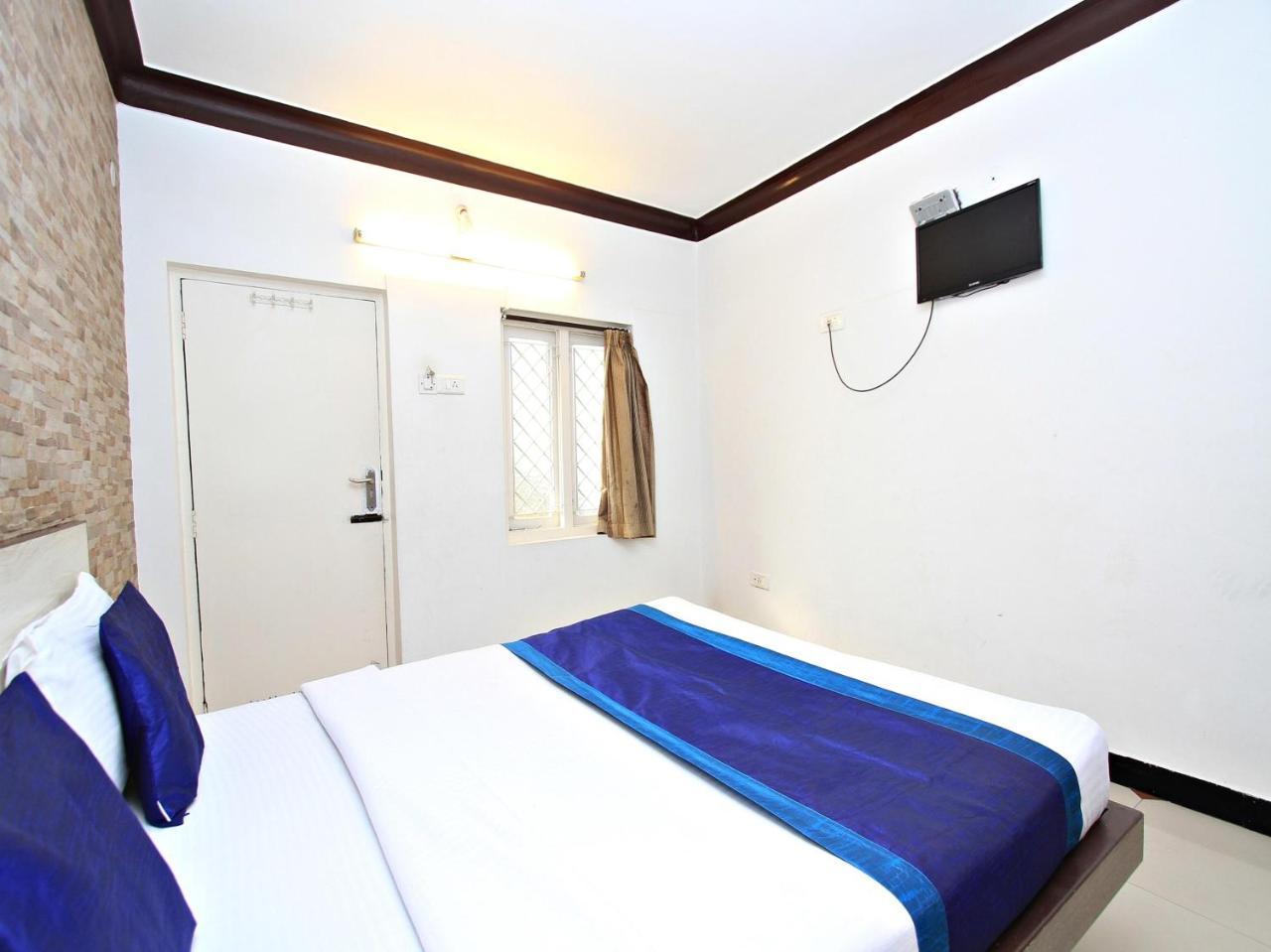 Hotel Pratham International Ooty Exteriör bild